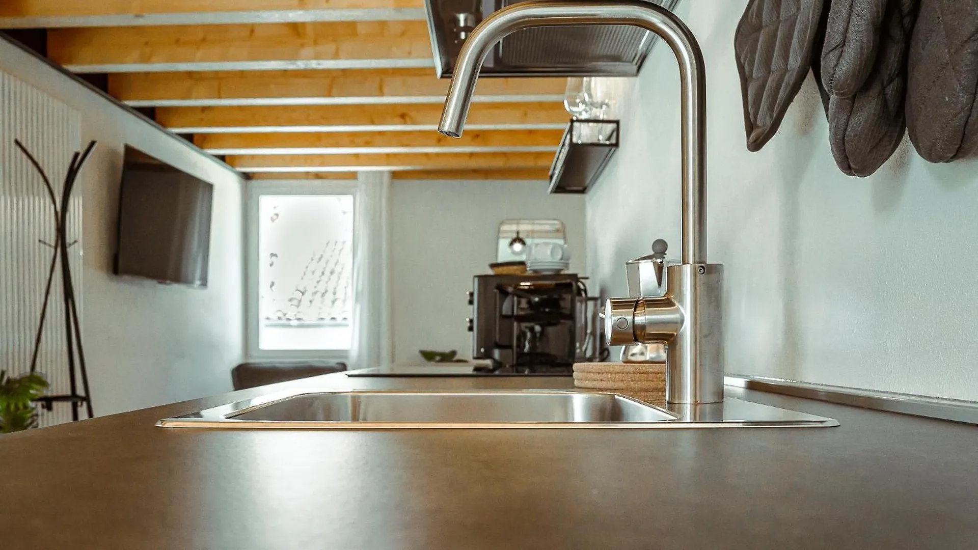 Bre Apartments - Lumen Vicenza 0*,  Italien